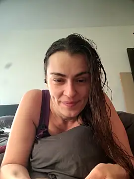 Snapshot of Carolinemiam chatting on March 2026 09:15:01 AM Carolinemiam online show from March 2026 09:15:01 AM