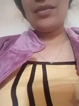 Joojo-sex online show from November 2025 01:00:01 PM