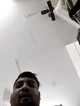 Snapshot of vinay_smalldick chatting on February 2026 03:11:01 PM vinay smalldick online show from February 2026 03:11:01 PM