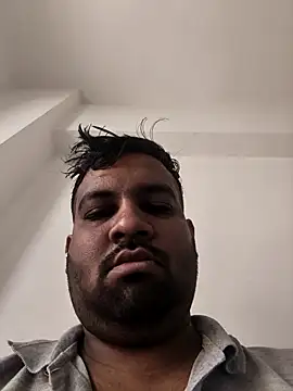 Snapshot of vinay_smalldick chatting on February 2026 04:21:01 AM vinay smalldick online show from February 2026 04:21:01 AM