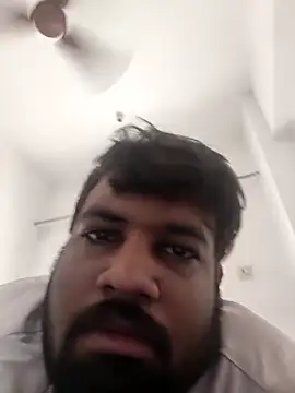 vinay smalldick online show from April 2026 04:57:01 AM