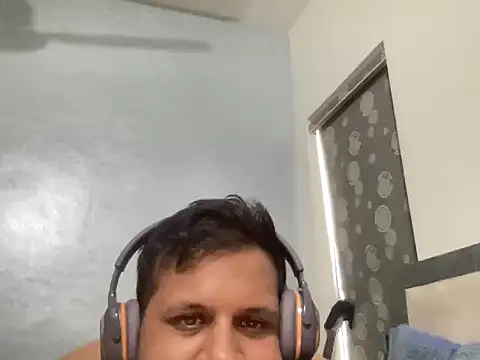 chiikuloveu online show from February 2026 04:42:01 AM