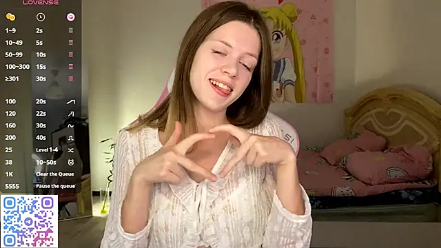 Snapshot of VibeQueenLucy chatting on November 2025 10:14:02 AM VibeQueenLucy online show from November 2025 10:14:02 AM