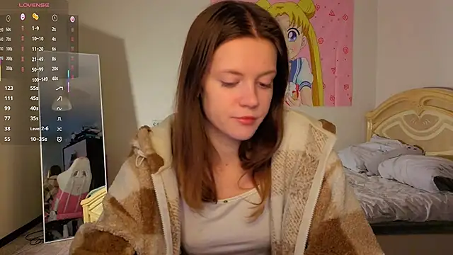 VibeQueenLucy online show from January 2026 07:13:02 AM