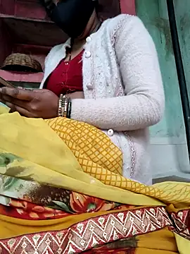 Snapshot of Hansini_Gowda chatting on February 2026 02:32:01 AM Hansini Gowda online show from February 2026 02:32:01 AM