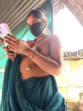 Snapshot of Hansini_Gowda chatting on February 2026 10:00:02 AM Hansini Gowda online show from February 2026 10:00:02 AM