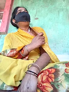 Snapshot of Hansini_Gowda chatting on February 2026 08:24:01 AM Hansini Gowda online show from February 2026 08:24:01 AM