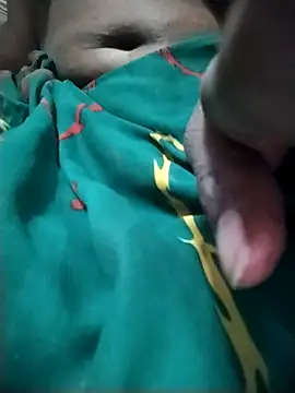 Snapshot of Hita_Grewal chatting on November 2025 04:18:01 PM Hita Grewal online show from November 2025 04:18:01 PM