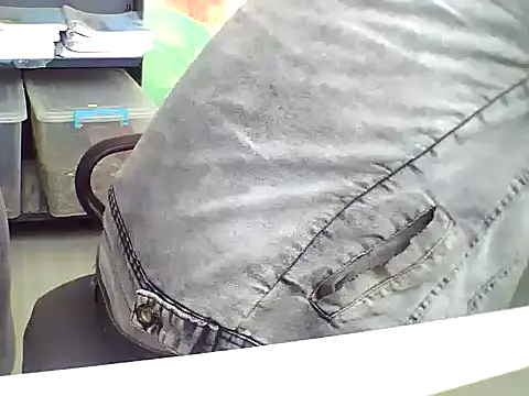 AMCIKSEVER42 online show from December 2025 09:36:02 AM