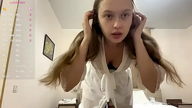 CharlynDini online show from September 2025 02:41:02 PM