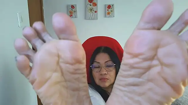 LissafeetHott online show from March 2026 04:10:01 PM