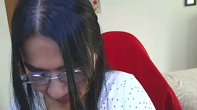 LissafeetHott online show from April 2026 01:05:02 PM