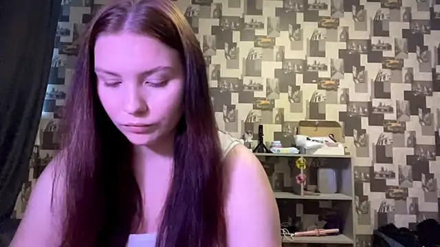 SwiiSweet online show from September 2025 04:08:01 PM