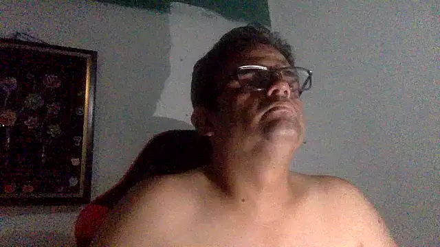 Snapshot of Katracho6969 chatting on April 2026 02:15:01 AM Katracho6969 online show from April 2026 02:15:01 AM