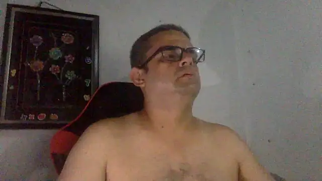 Snapshot of Katracho6969 chatting on May 2026 12:19:01 AM Katracho6969 online show from May 2026 12:19:01 AM