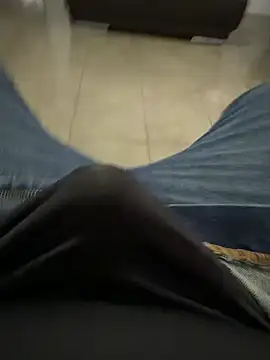 Snapshot of Gd-00 chatting on April 2026 11:24:02 PM Gd-00 online show from April 2026 11:24:02 PM