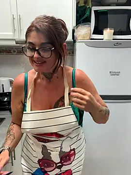 Snapshot of IrishmilfAnna chatting on September 2025 08:34:02 PM IrishmilfAnna online show from September 2025 08:34:02 PM