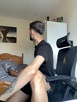 mixedcouplee69 online show from October 2025 02:02:01 PM