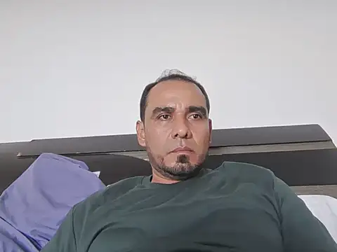 Snapshot of Camilo210520 chatting on July 2026 10:01:02 PM Camilo210520 online show from July 2026 10:01:02 PM