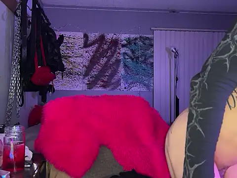 xoFrankie online show from September 2025 10:18:02 AM