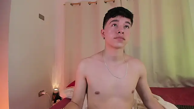 Snapshot of mrhot_night chatting on September 2025 11:09:02 PM mrhot night online show from September 2025 11:09:02 PM