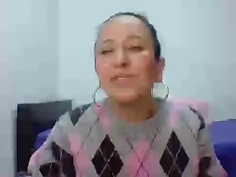 Snapshot of leah_susman chatting on September 2025 01:41:02 AM leah susman online show from September 2025 01:41:02 AM