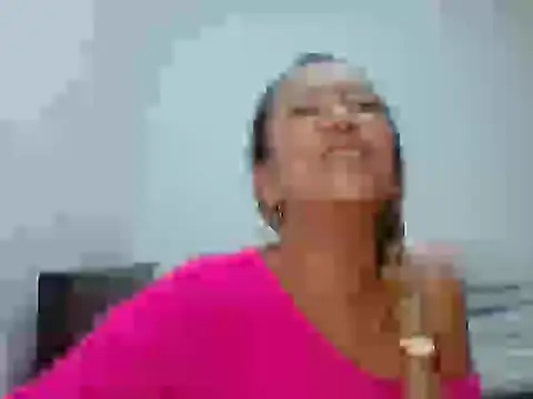 Snapshot of leah_susman chatting on October 2025 02:23:02 AM leah susman online show from October 2025 02:23:02 AM