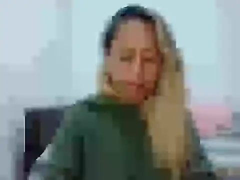 Snapshot of leah_susman chatting on November 2025 01:28:01 AM leah susman online show from November 2025 01:28:01 AM