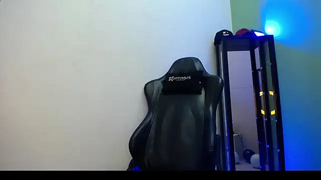 dilan hott  online show from January 2026 04:09:02 PM