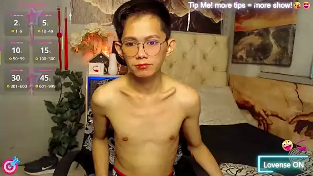 Snapshot of Skinny_CumLoader69 chatting on October 2025 08:40:02 PM Skinny CumLoader69 online show from October 2025 08:40:02 PM