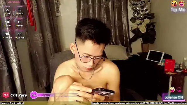 Snapshot of Skinny_CumLoader69 chatting on June 2026 06:12:01 PM Skinny CumLoader69 online show from June 2026 06:12:01 PM