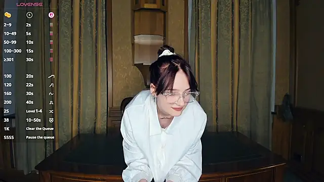 KatyKufel online show from March 2026 07:13:02 PM