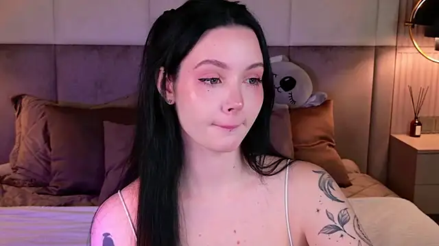 Goldy Stark online show from October 2025 08:40:01 PM