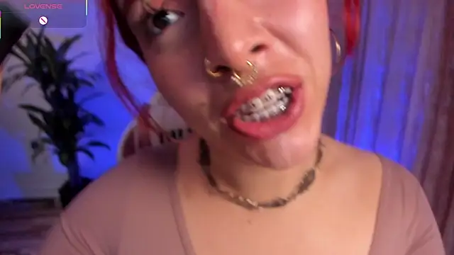 bri von dhara   online show from September 2025 03:35:02 PM