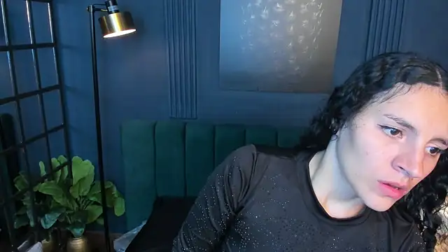 aliceandsia online show from September 2025 03:08:01 AM