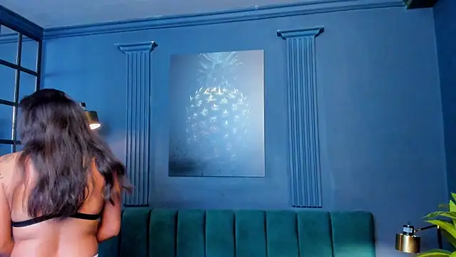 aliceandsia online show from September 2025 02:56:02 AM