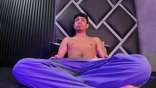 maximiliano jam online show from September 2025 04:14:02 AM