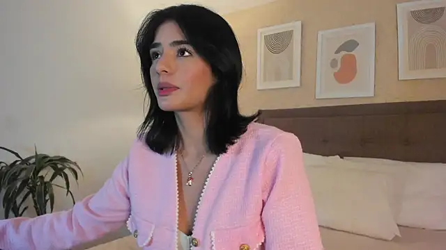 Samyscott  online show from February 2026 08:45:02 PM