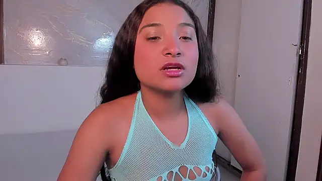 BellaSky4 online show from October 2025 12:24:02 PM