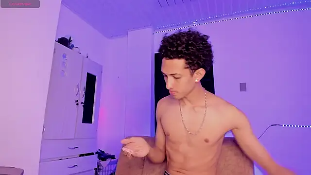 Cj davis  online show from January 2026 12:36:01 AM