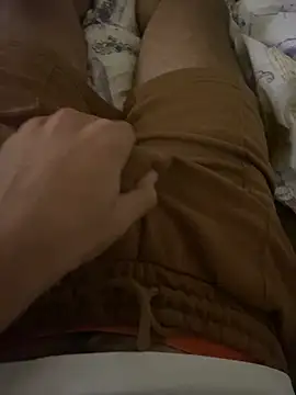 Snapshot of SolomonHej4 chatting on October 2025 08:53:02 PM SolomonHej4 online show from October 2025 08:53:02 PM