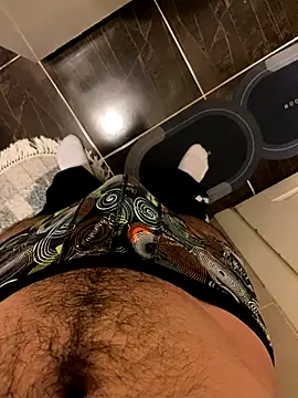 Snapshot of SolomonHej4 chatting on November 2025 07:08:02 PM SolomonHej4 online show from November 2025 07:08:02 PM