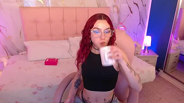 Red kytty6 online show from November 2025 03:33:02 PM