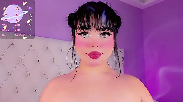 Snapshot of DaniielaV chatting on February 2026 01:36:02 PM DaniielaV online show from February 2026 01:36:02 PM