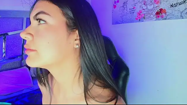 jennifer Scot online show from September 2025 03:27:02 PM