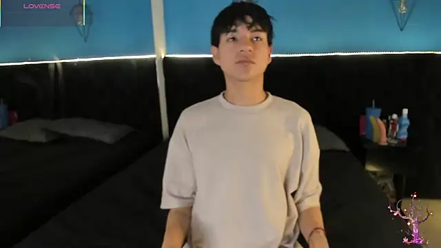 AleAurarashi online show from September 2025 10:05:02 AM