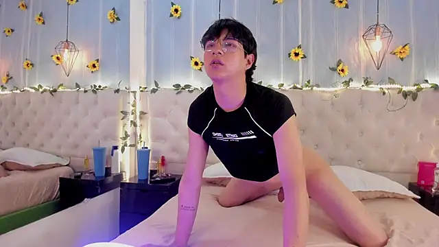 AleAurarashi online show from October 2025 12:19:01 AM