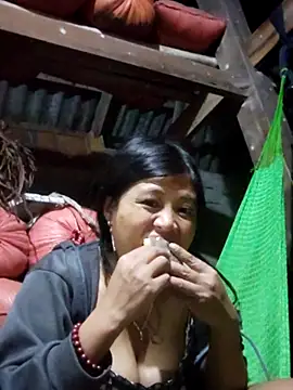 Angela-babyxx online show from November 2025 12:38:01 PM