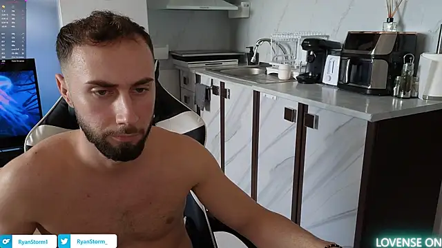 RyanStorm  online show from October 2025 10:38:02 AM