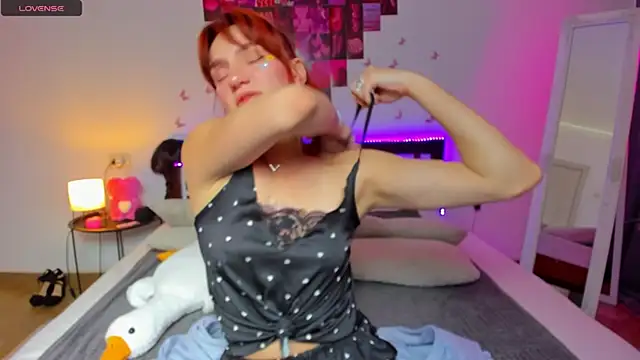 ArinaWinss online show from October 2025 07:36:02 AM